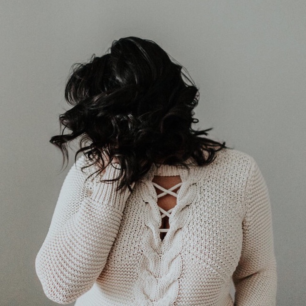BANANA REPUBLIC HERITAGE Ivory Lace Up Sweater